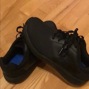 Men’s non slip sole shoes